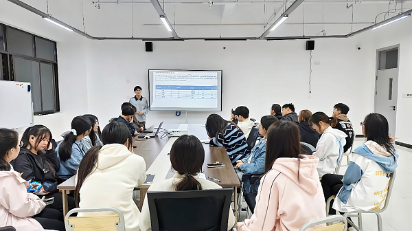 IT图片2.png