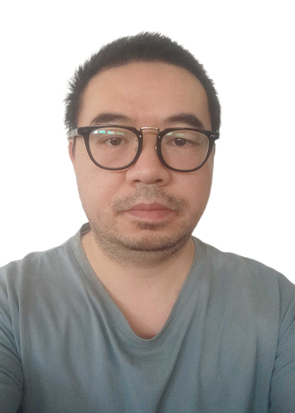陈世伟_照片.jpg